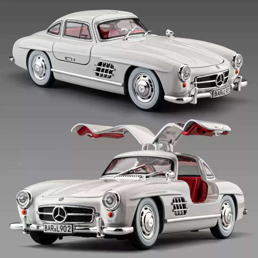 1:24 300SL W140 Alloy Model Toys Diecast Car with Sound Light Pull Back Doors Opened Miniature Models Classic Toy Gifts for Boys Z260306