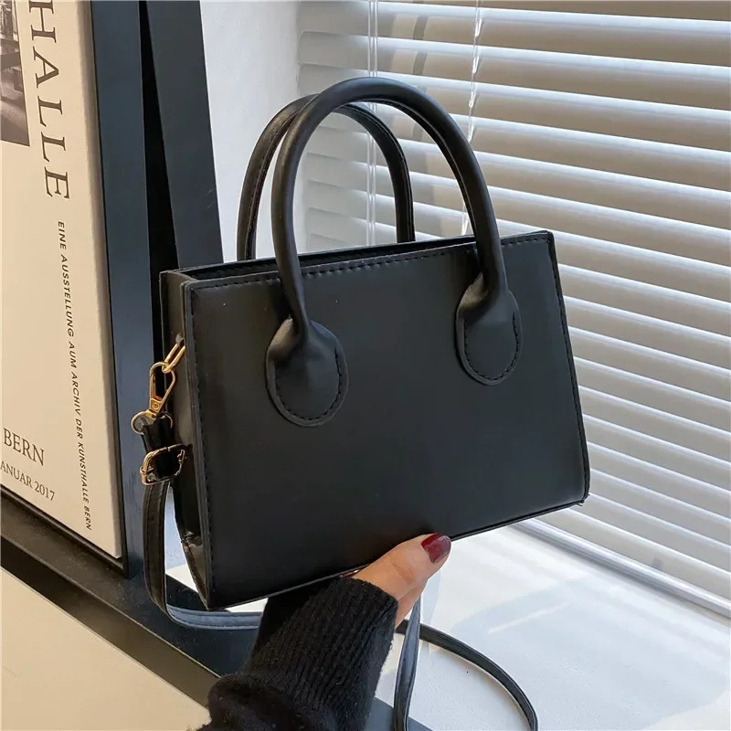 Minimalist Black Small Square Bag AllMatch Top Handle Purse Classic Shoulder for Work Women Handbags Crossbody Bags 260228