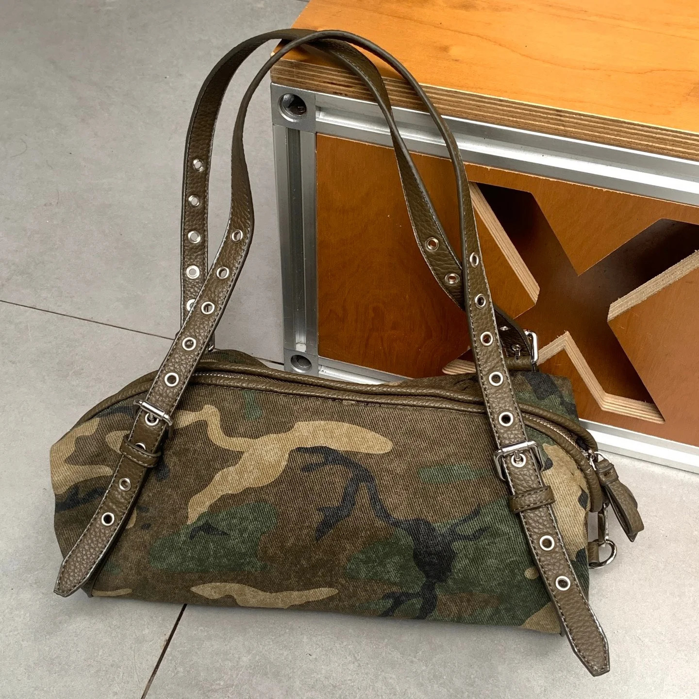Camouflage Women Handbags Large Capacity Canvas Shoulder Bag Commuting Ladies Travel female armpit bag 260303
