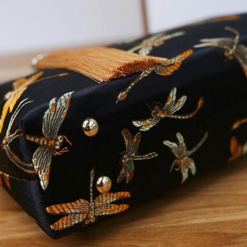 Vintage Fringe Tassel Metal Shell Mother Gift Bag Chain Women Shoulder Crossbody Hand Bags Handbags Purses 260307