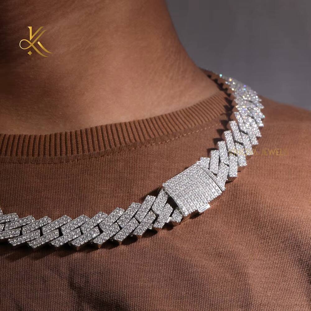 High Quality Hip Hop Neck Chain Designed With Shimmering Moissanite Diamond Style Accents For Modern Jewelry Expression