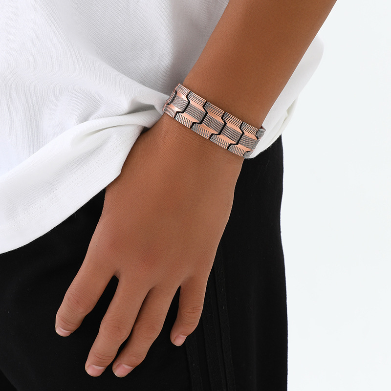 Luxury Brand Designer Jewelry European And American Antique Red Copper Magnetic Bracelet Retro Fashion Detachable Designer Hip-hop Bracelet