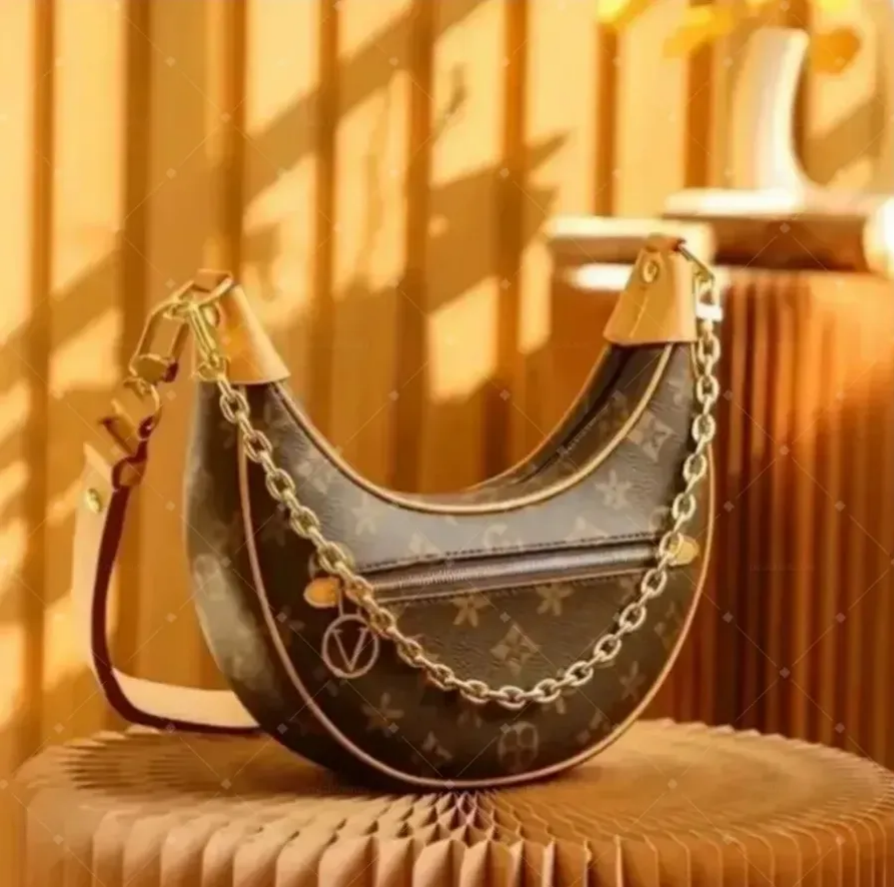 Designer bag Top Luxury designer Loop bag Croissant bags shoulder hobo designer Purse Cosmetic half-moon baguette underarm Handbag crossbody Metal