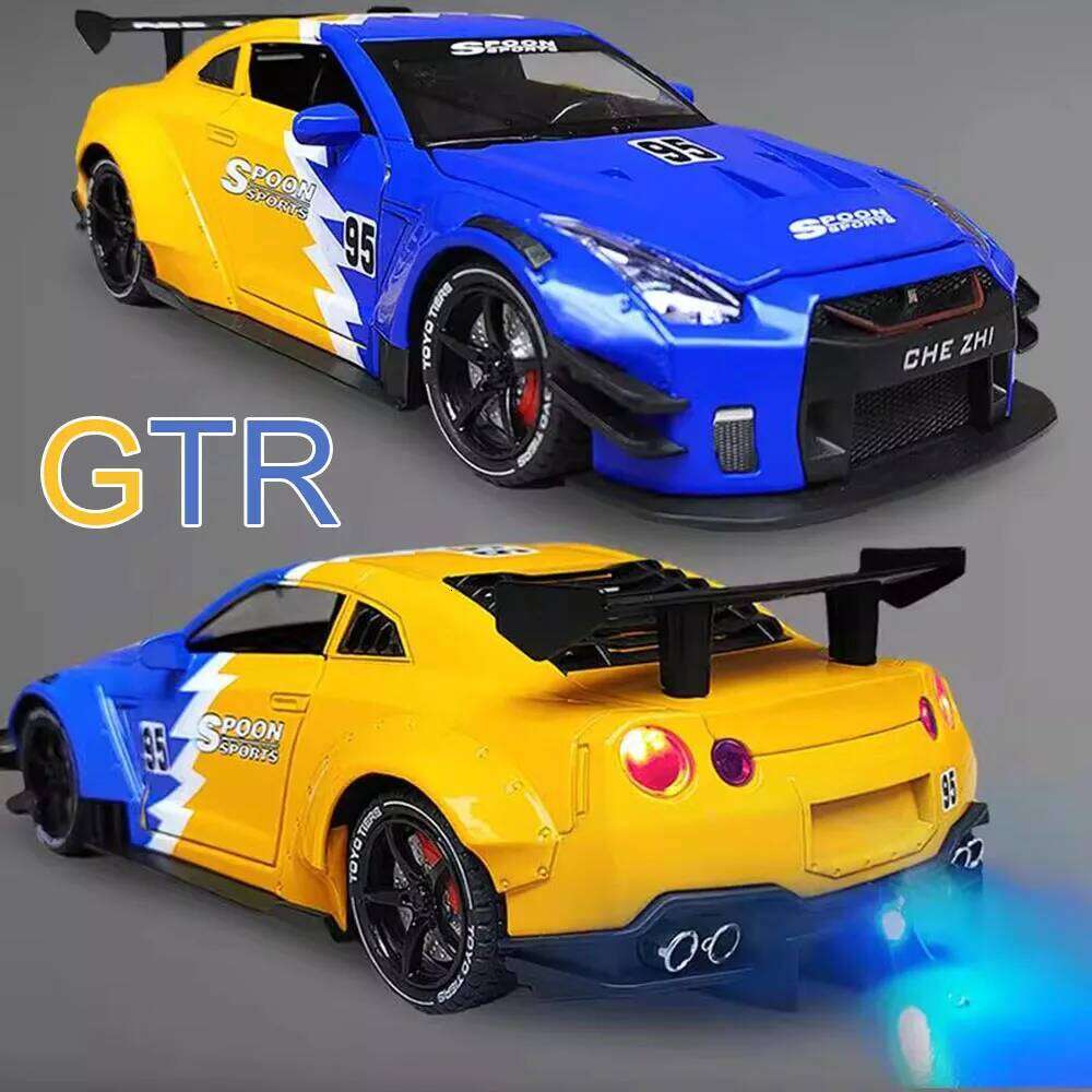 1:24 Scale Alloy Diecast GTR Cars Models Toys Pull Back Miniature Sports Car with Light Sound Vehicles for Boys Birthday Gifts Z260307