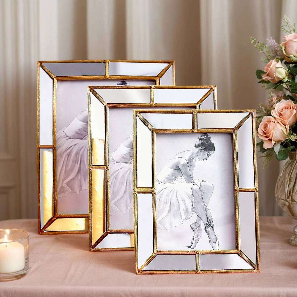 1PC, with a simple golden resin material frame and mirror glass inlaid decoration, suitable for photo display H260306