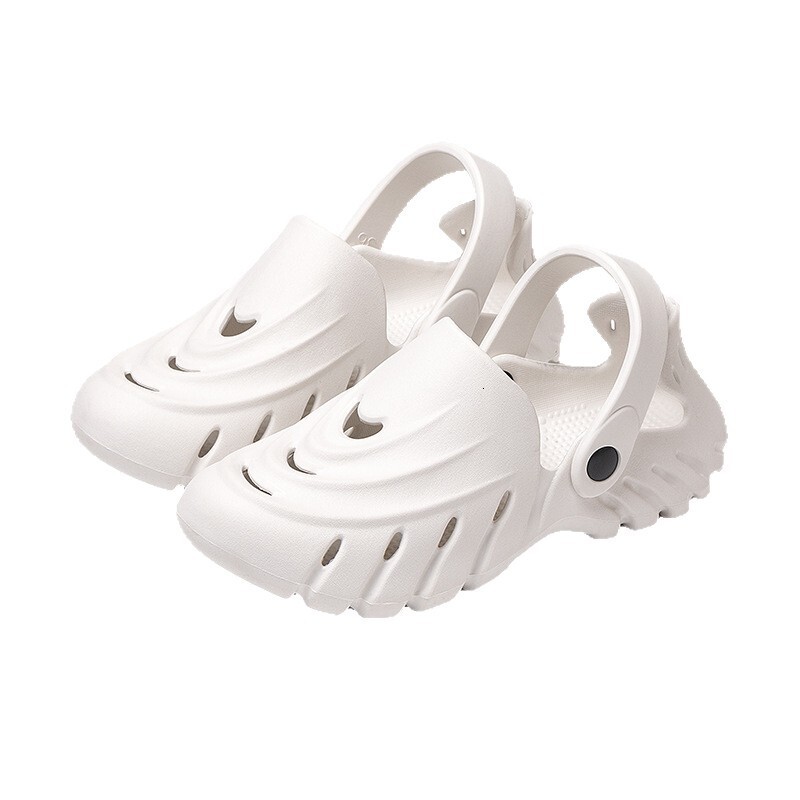 Foreign Trade Perforated Sandals 2025 New Model Breathable Closed-toe Perforated Shoes Couple's Casual Beach Shoes Hollow Garden Shoes