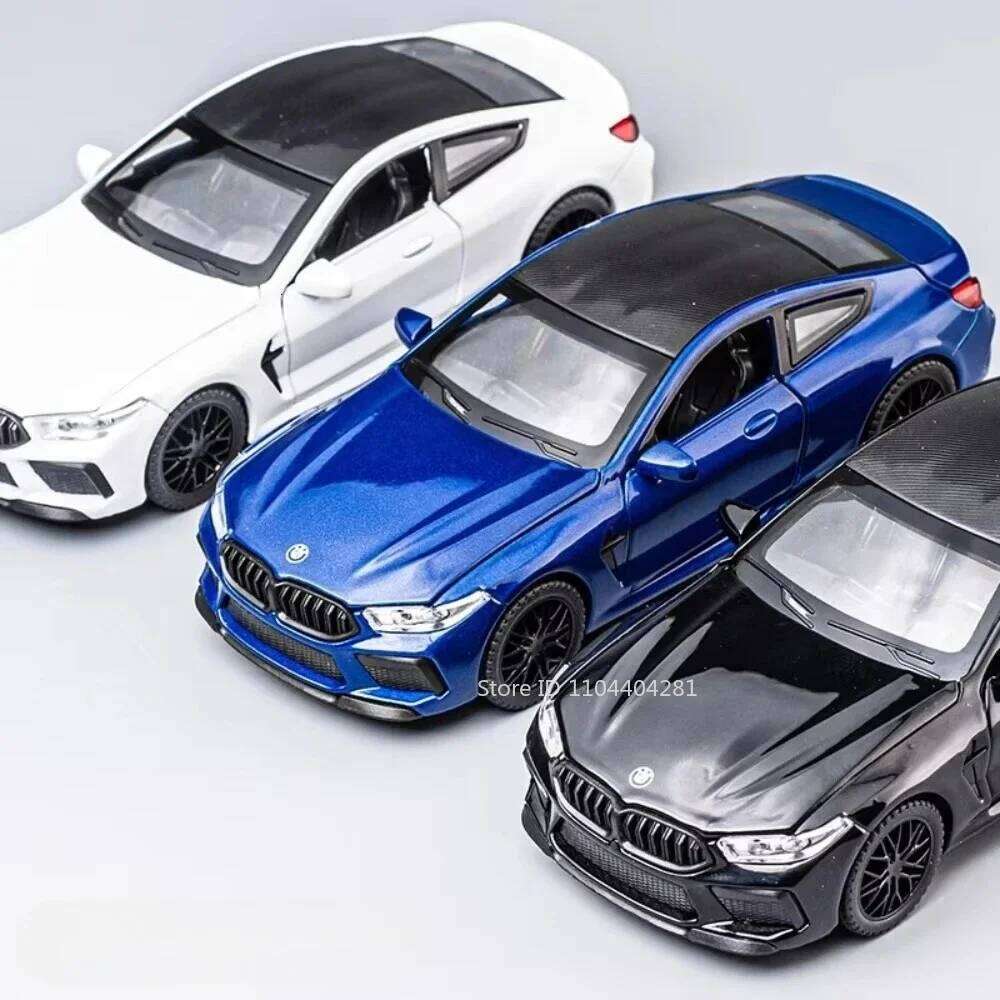 1:32 M8 Alloy Diecast Model Toys Car Rubber Tires Metal Body with Sound Light Pull Back Doors Opened Vehices Boy's Birthday Gift Z260306