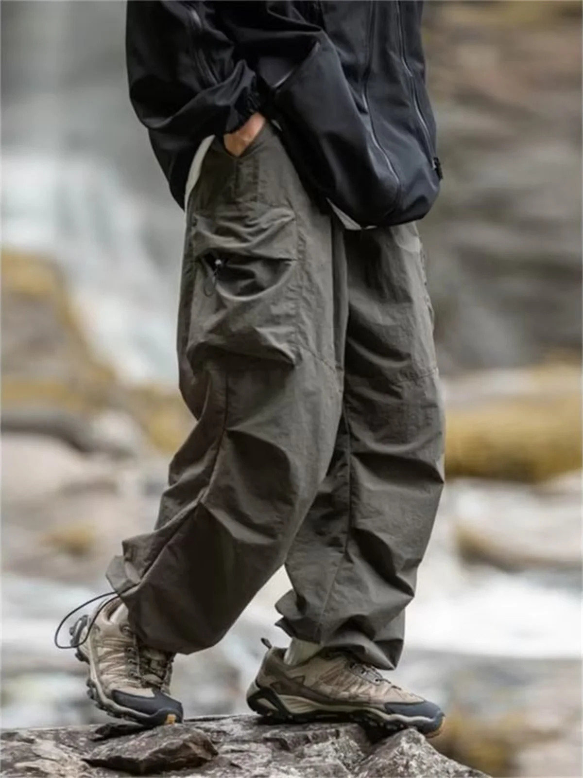 Mens Spring and Autumn Waterproof Hip Hop Mountaineering Pants Casual Harajuku Work Pants Black Cargo Outwear Pants 260305