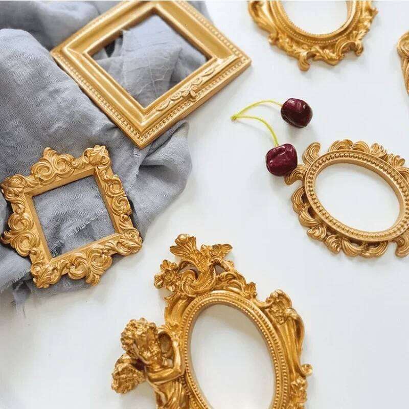 European Fashion Creative Gifts Victorian Style Retro Resin Mini Angel Oval Small Photo Accessories Positioning Frame H260306
