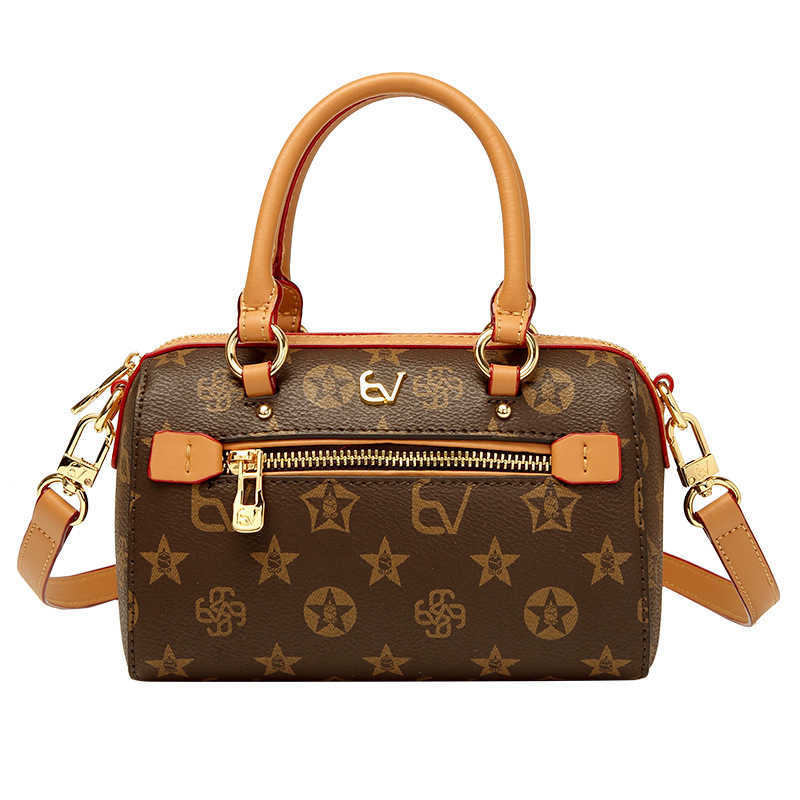 Designer Bowling Bag Women's New Fashionable Boston Pillow Bag Luxurious High-Capacity Tote Bag
