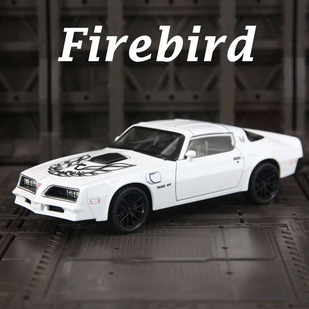 1:32 Scale Firebird Charger 1970 Alloy Diecast Sportscar Model Toys Doors Opened Sound Light Pull Back Vehices Collect Ornaments Z260306