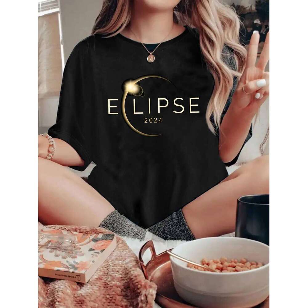 Women's Simple Planet 2024 Printed T-shirt, Soft And Comfortable Round Neck Casual Short Sleeves XJ260306