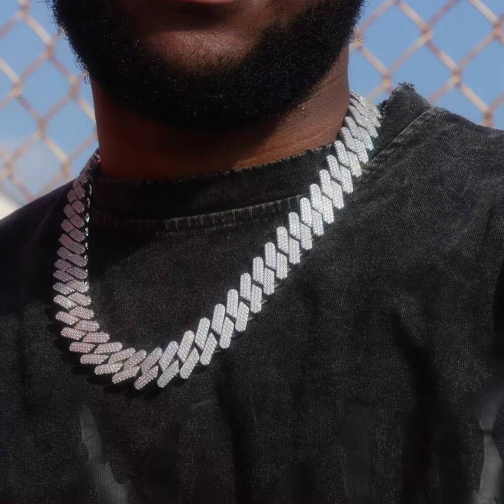 Miami Cuban Hip Hop Unique Iced Out Moissanite Necklace Fashionable Accessory