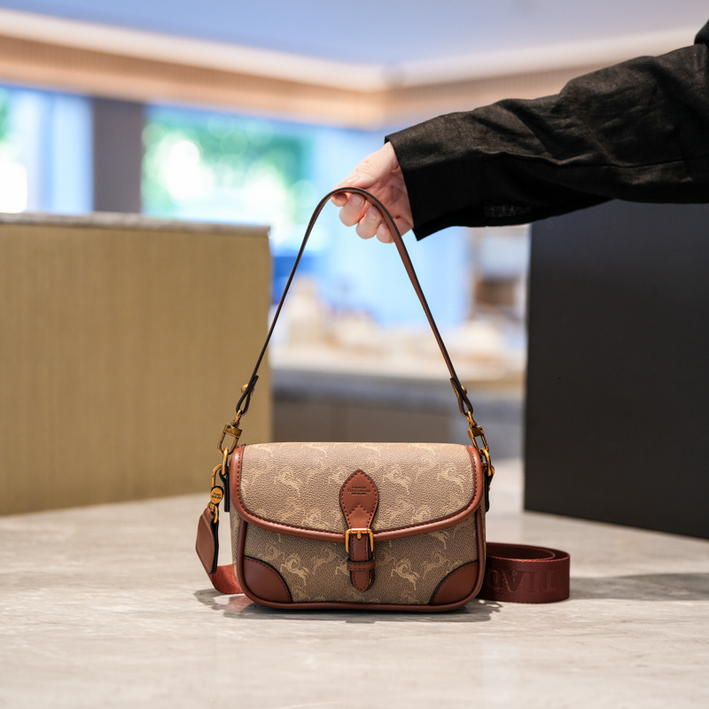 2026 New High-end Women's Underarm Square Bag Fashionable Luxury Bag And Designer Bag Versatile Color-contrast Commuting Shoulder And Crossbody S