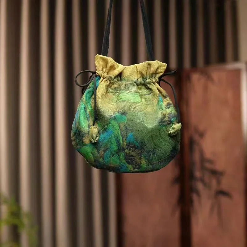 Retro Embroidery Silk Drawstring Handbag Purse Wallets Jewerly Packing Storage Bucket Bag Hanfu Accessories 260307