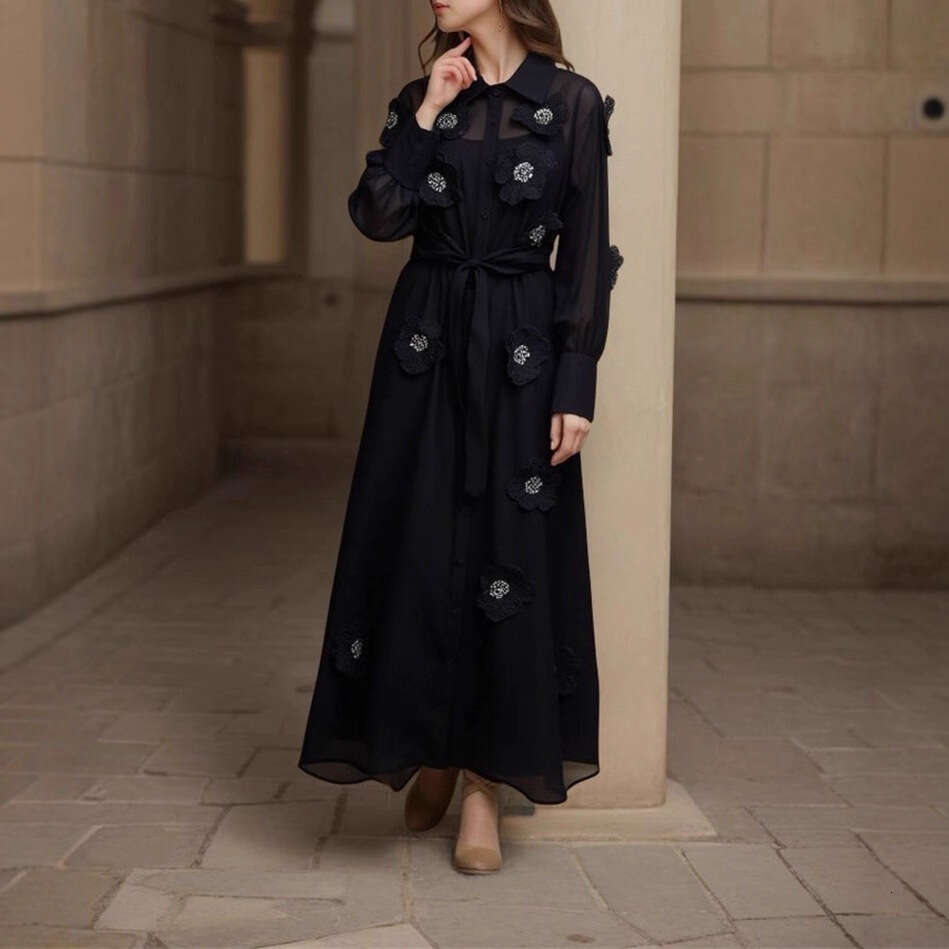 2026 Spring and Autumn Season, European and American niche ladies' style commuting 3D floral solid color big a3 hem shirt dress