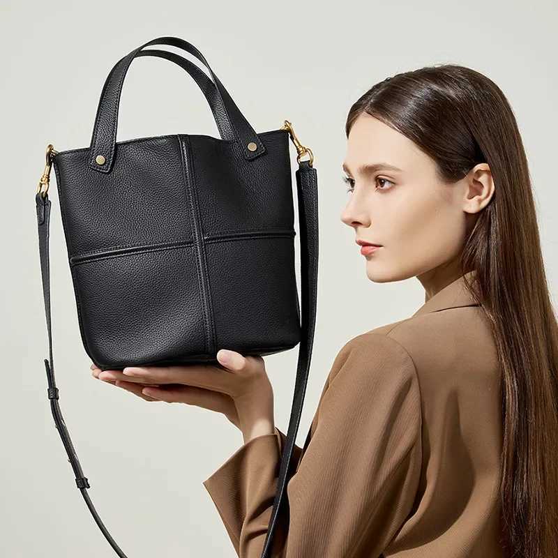 Women Bucket shoulder bag design Cowhide ladies handbags and purses genuine leather Tote Bags female messenger Bag Bolsas H260306