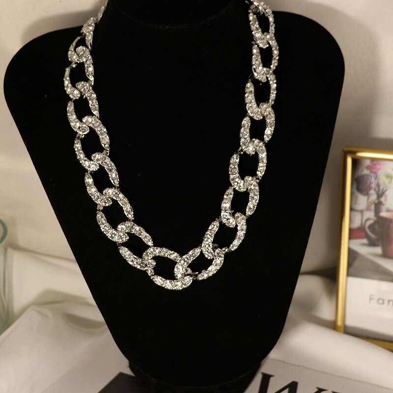 Homemade European and American INS Blogger Heavy Craft Thick Inlaid Diamond Necklace Socialite Style Versatile Fashion Collarbone Chain for Women