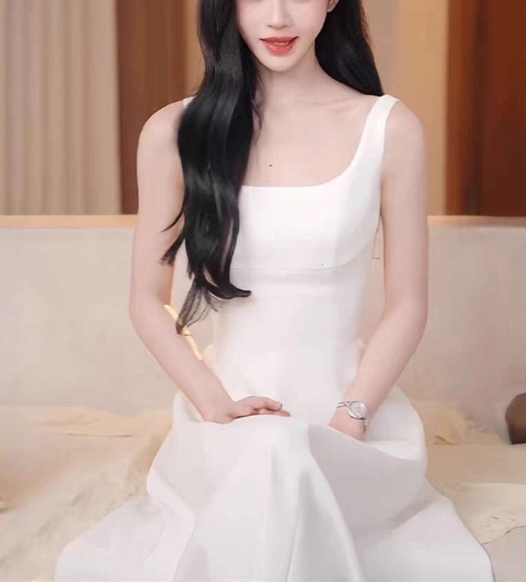 2026 Summer Designer Fashionable French Elegant Hepburn Style Solid Color Lace up Waist Skirt