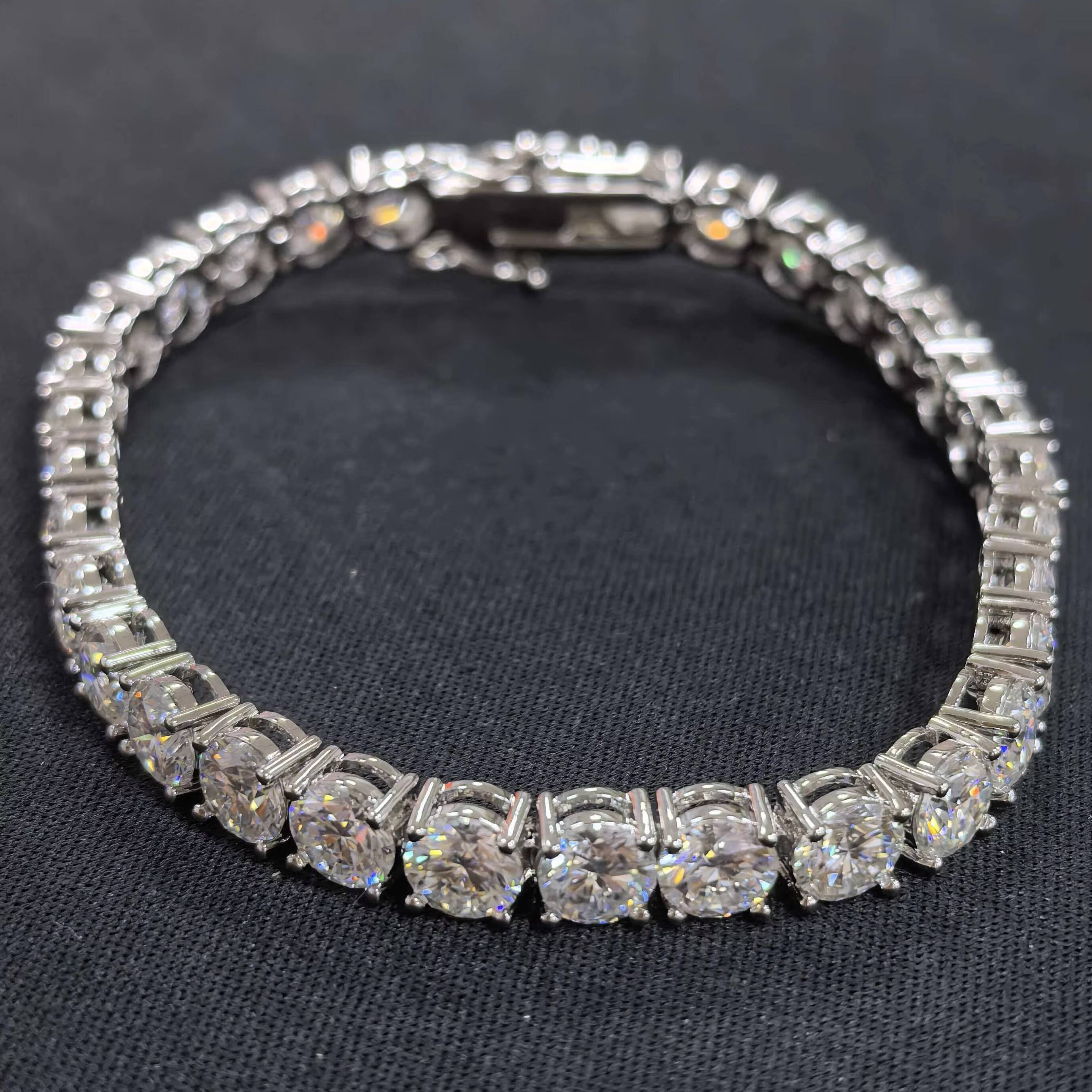 Hip Hop Jewelry Moissanite GRA Certification Bracelet 28CT VVS Moissanite Iced Out Diamond Cuban Link Bracelet