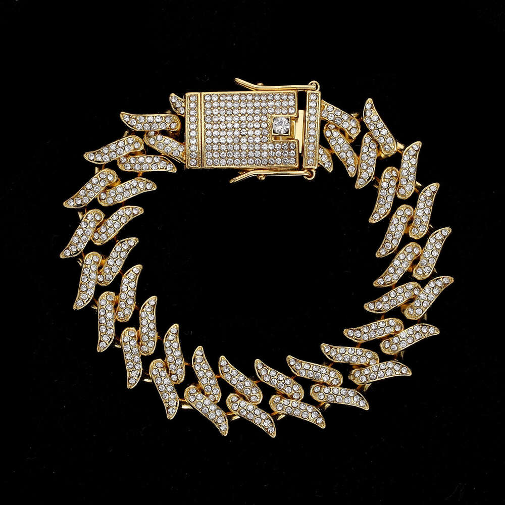 Popular new European and American bracelet with full diamond flame thorns, thick Cuban chain necklace, hip-hop best-selling item