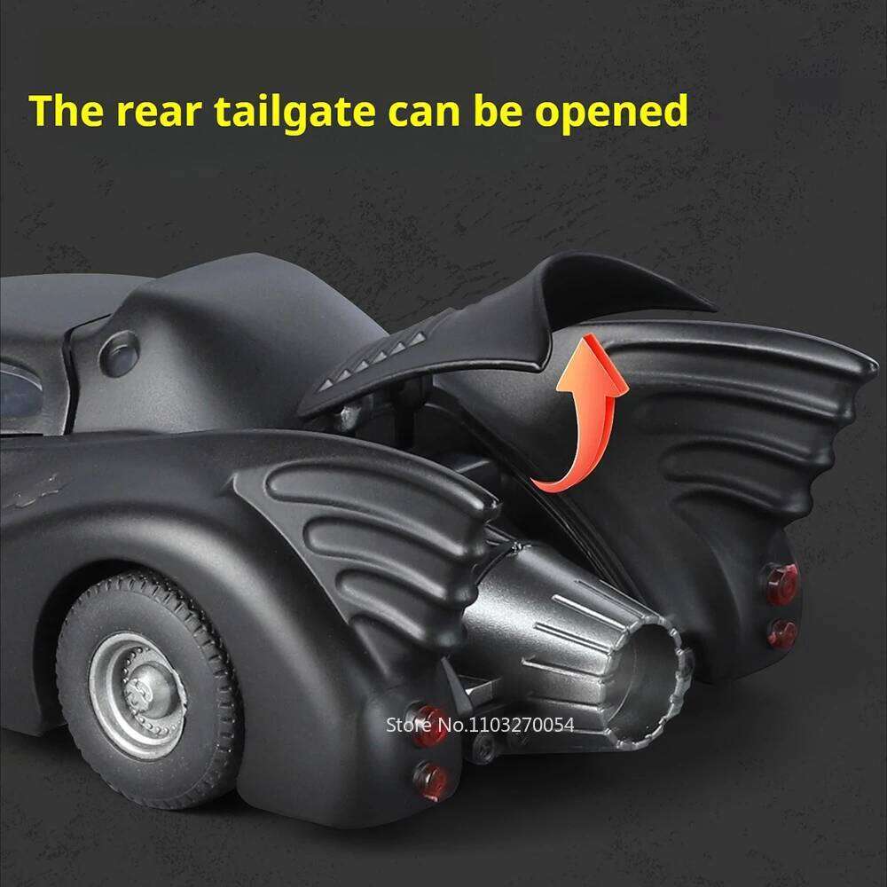 1:32 Batmobile Pagani Huayra BC Miniature Model Diecast Alloy Car Toys Sound Light Pull Back Doors Opened Vehices Christmas Gift Z260306