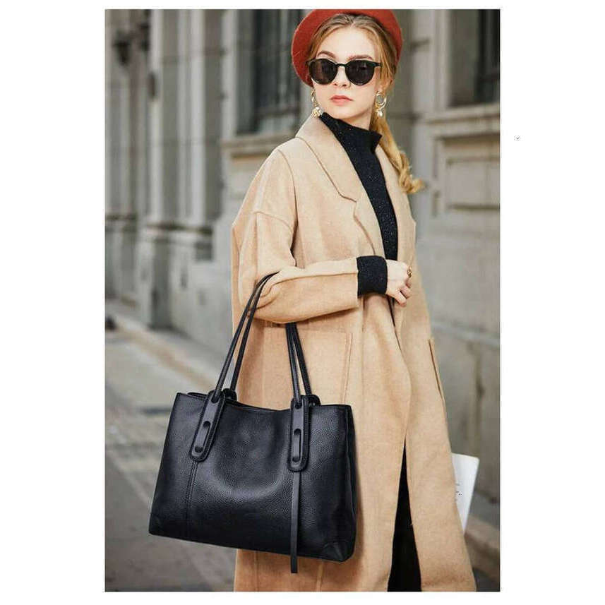 TAURUSCIAGA 2024 Winter Spring Lichee Genuine Leather Women Shoulder Handbag Large Capacity Soft Cowhide Pacthwork Female Tote Bag Noble Temperament B