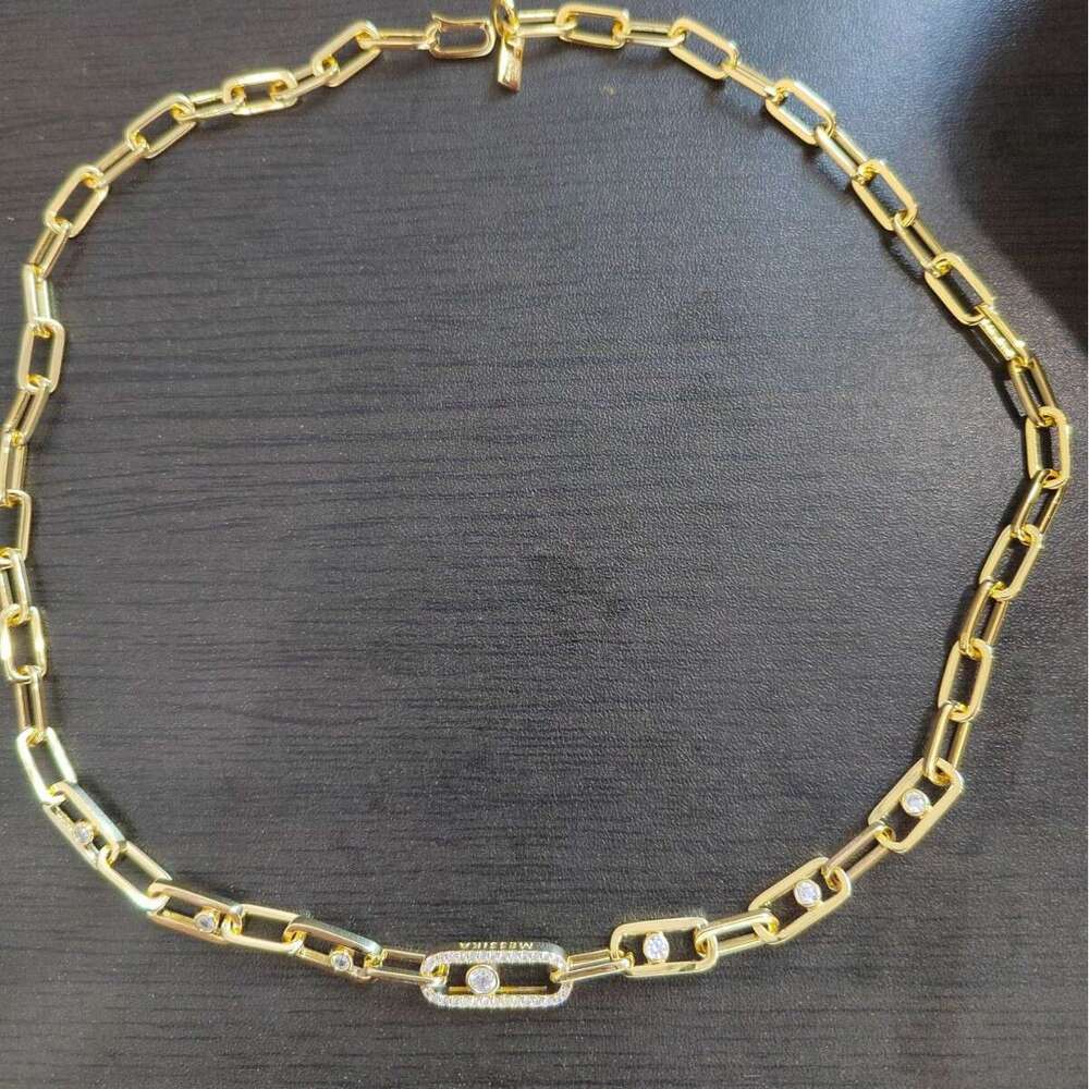 Exclusive cross-border supply: Mei's necklace for women, European and American style, interlocking sliding geometric fashion high-quality collarb