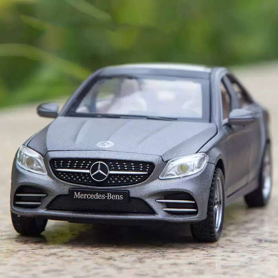 1:32 C260L E300L Alloy Diecast Model Toy Car 6 Doors Opened Sound Light Pull Back Rubber Tires Miniature Vehice for Kids Present Z260306