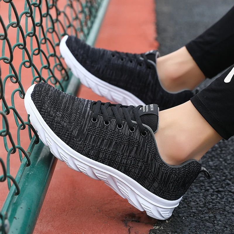 MAEDEF 2024 Running Shoes Men Sneakers Fashion Lightweight Trainers Breathable Walking Shoe Outdoor Comfortable Athletic for Men 260228