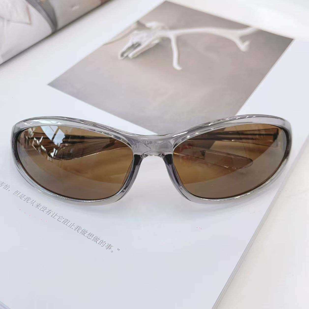 2026 Sweet and Cool Y2K Fashion Polarized Sunglasses for Women Trendy and Versatile Outdoor Sports Sunglasses S260304