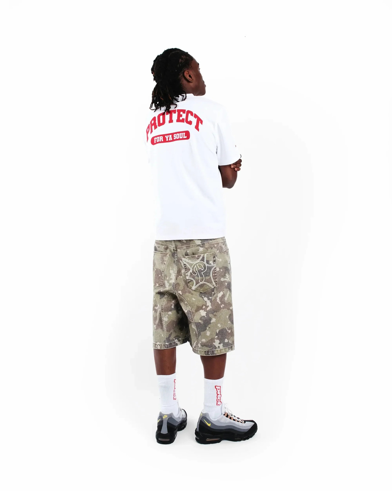 American Retro Camouflage Denim Shorts Y2K Jeans Letter Embroidery Washed Camouflage Baggy Shorts Low Waist Over The Knee Pants 260306