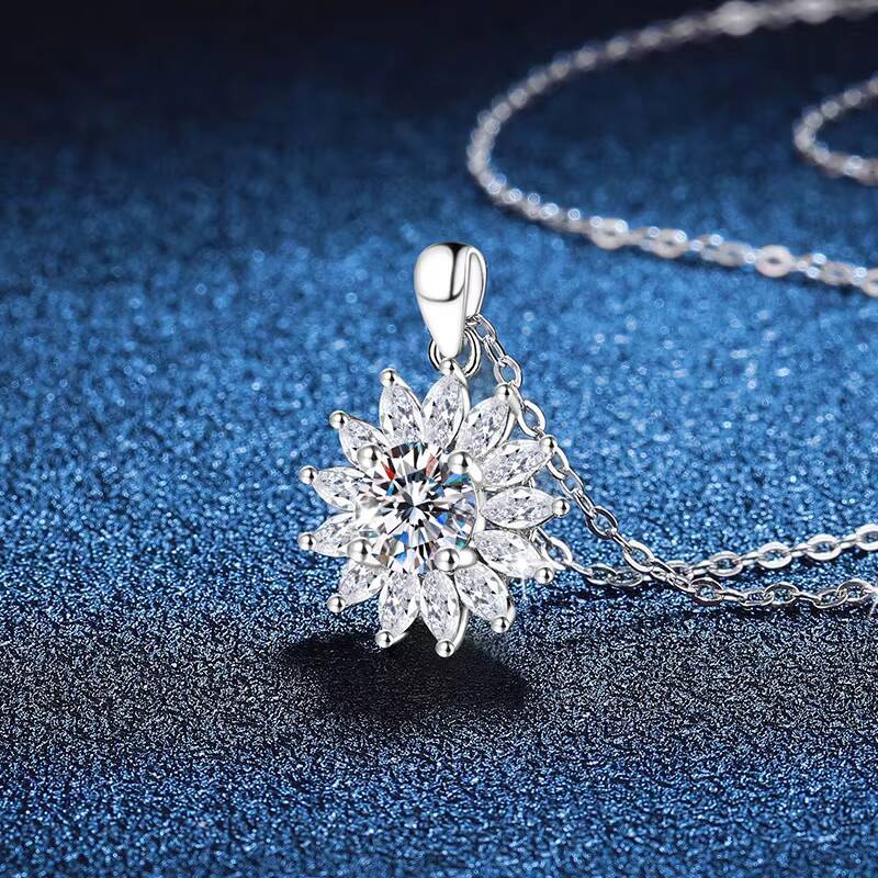 GRA Certification S925 Sterling Silver Necklace Moissanite Pendant Hip Hop Necklace 1ct D Color Moissanite Necklace Wholesale