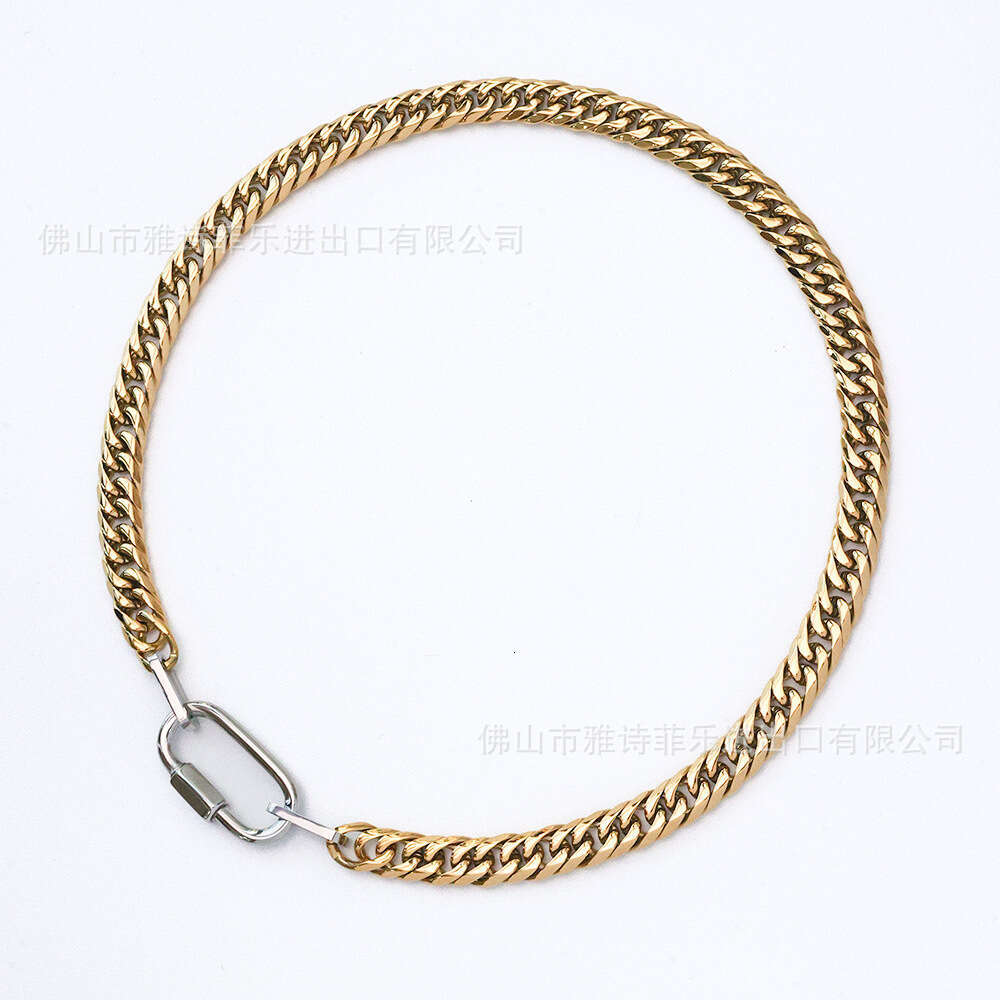 High-Quality Polished Stainless Cuban Chain Two-Tone Splicing Titanium Steel Vacuum Electroplated 18k Gold Carabiner Necklace