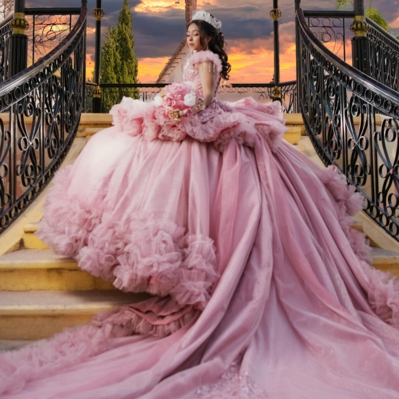 Pink Shiny Quinceanera Dresses Ball Gown Off The Shoulder Applique Beading Crystal Tiered Tull Corset Party Birthday Sweet 16 Dress Vestidos 15 Anos