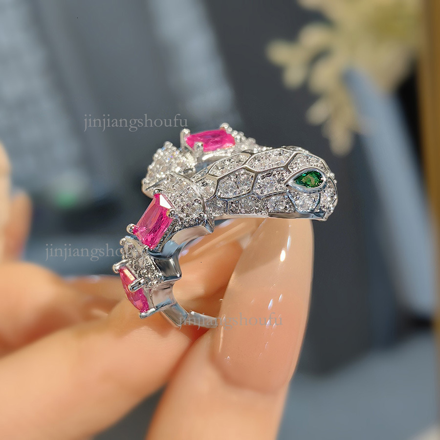 2026 Designer Inlaid Red Corundum Snake Bracelet Luxury Brand Women's Jewelry Fashion Temperament Heavy Craftsmanship High-end Spring Bracelet Wh