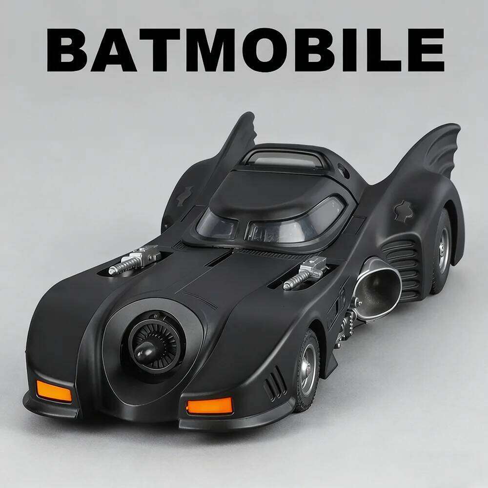 1:32 Batmobile Pagani Huayra BC Miniature Model Diecast Alloy Car Toys Sound Light Pull Back Doors Opened Vehices Christmas Gift Z260306