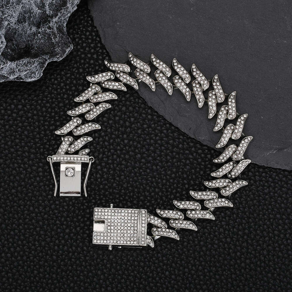 Popular new European and American bracelet with full diamond flame thorns, thick Cuban chain necklace, hip-hop best-selling item