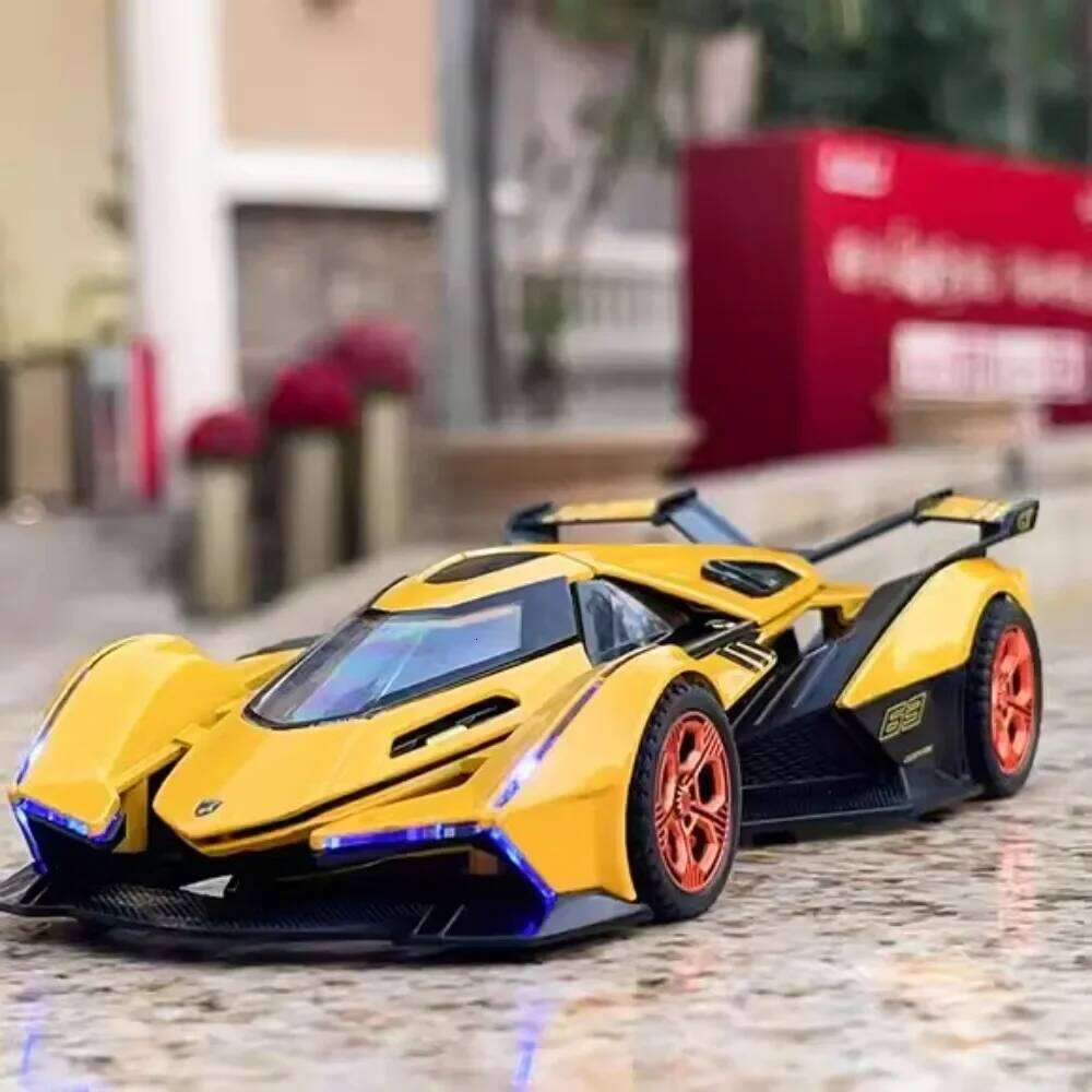 1:32 Lambor V12 Model SCV12 Alloy Diecast Sports Car Toy Sound Light Pull Back Doors Opened Miniature Cars Friends' Fashion Gift Z260306