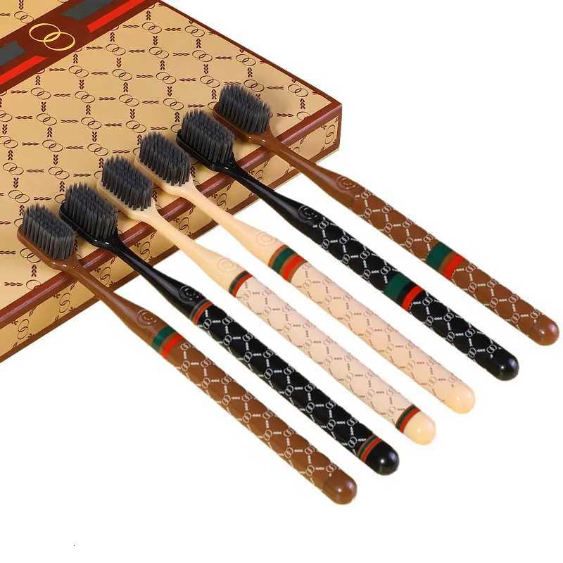 This 6-piece high-grade toothbrush set with soft bristles is ideal for adult daily home teeth cleaning and oral care.T260307