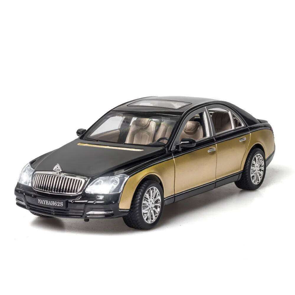 1:24 62S GLS600 Exquisite Model Alloy Diecast Toy Car Doors Opened with Sound Light Pull Back Miniature Vehice Fashion Ornaments Z260307