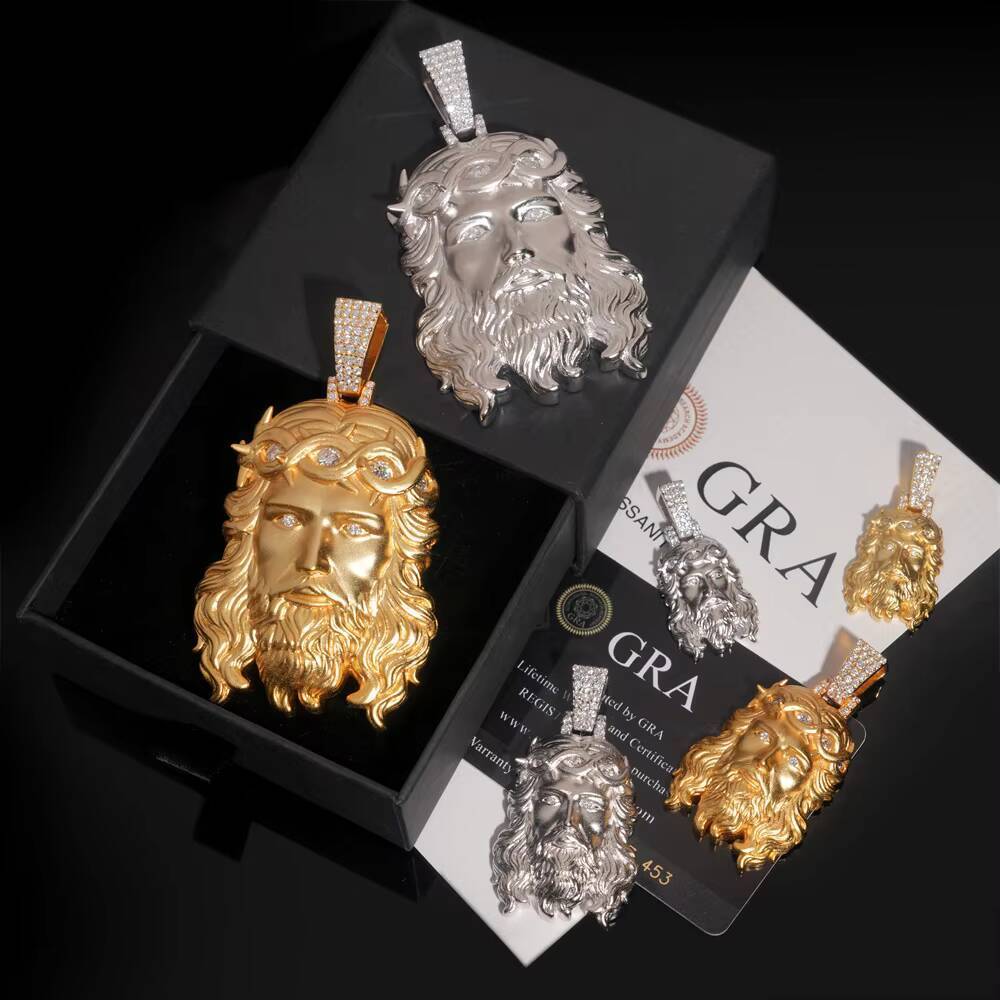 Personalize Hip Hop Jesus Face Moissanite Pendant 925 Silver 18K Gold Plated Statue Jewelry Accessory for Woman Men