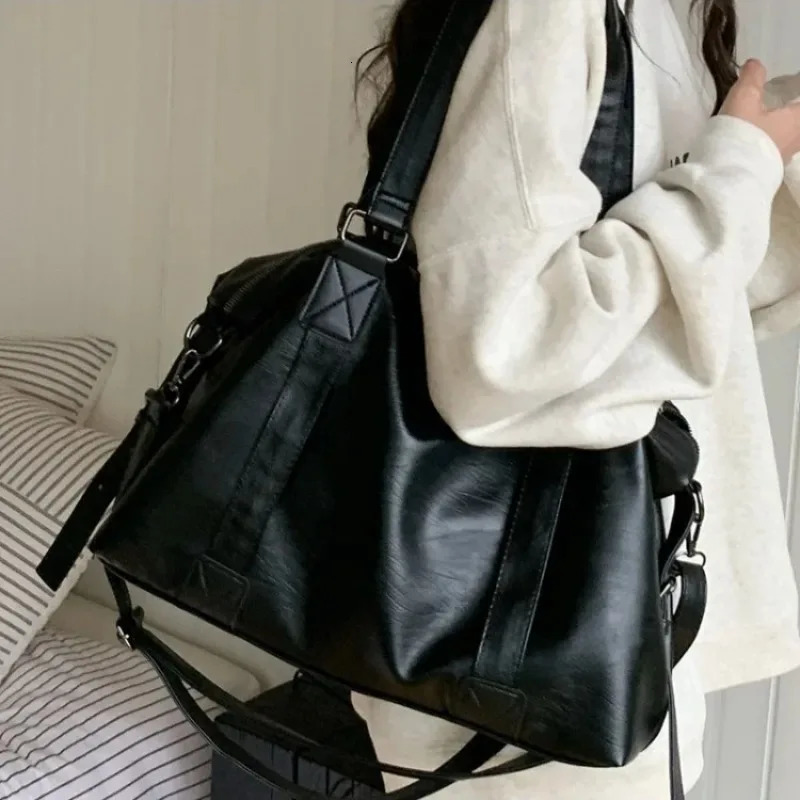 Fashion Tote Bag Leather Women Bag Simplicity Handbag Solid Vintage Shoulder Messenger Bag for Ladies 260306