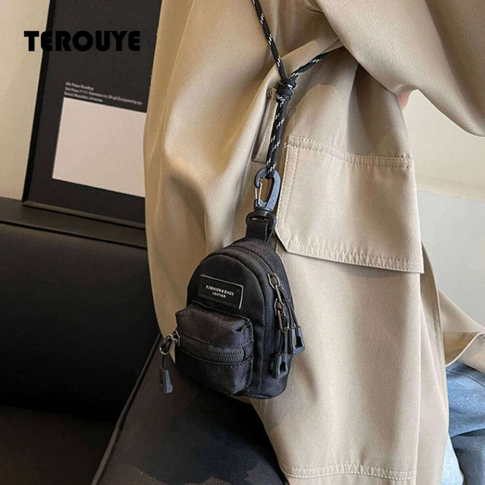 Fashionable Korean-Style Outdoor Exquisite Ladies' Single-Shoulder Bag Travel Headphones Storage Coin Purse 1 Set TEROUYE