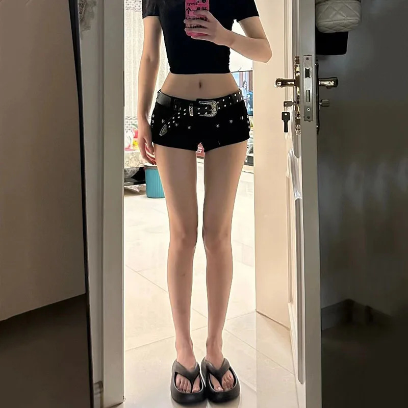 Black Sexy Low Waist Y2K Jean Shorts Woman Punk Gothic Denim Super Shorts Female Korean Fashion Slin Fit Short Pants 260306