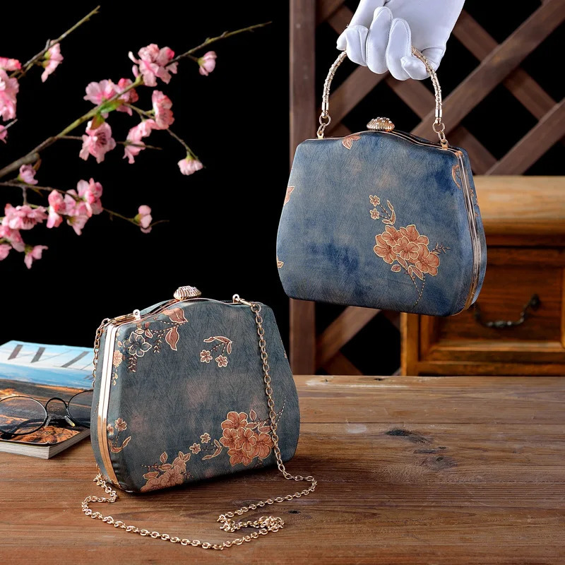 Fashion Women Embroidery Evening Bags Silk Clutch Purse for Bride Chain Shoulder Laides Case Top Handle Wedding Party Handbag 260307