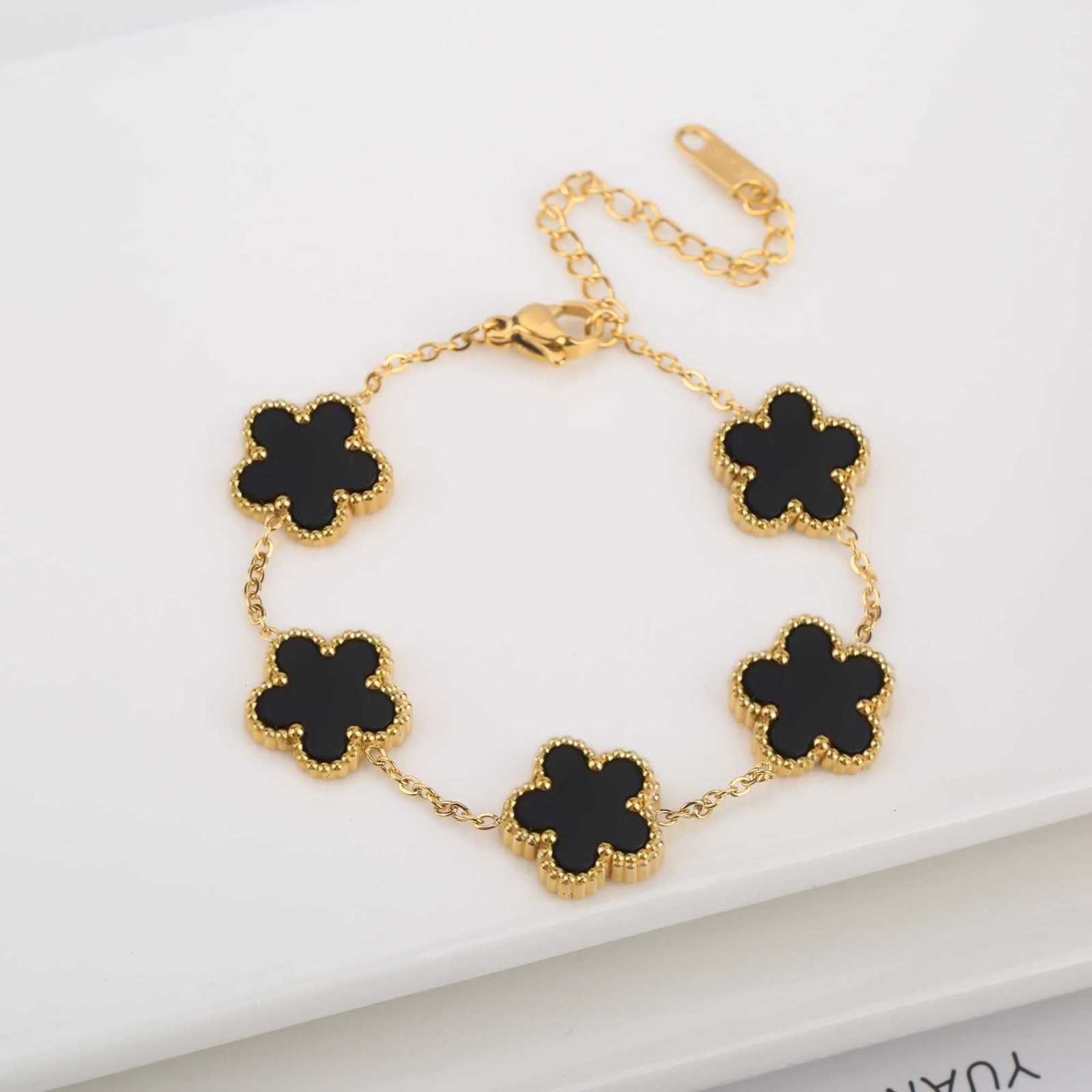 Classic StainlESS Steel Five Flower Jewelry Necklace Set Earrings Simple for Woman Girl Party Daily Wear Jewelry H260307 - view 3