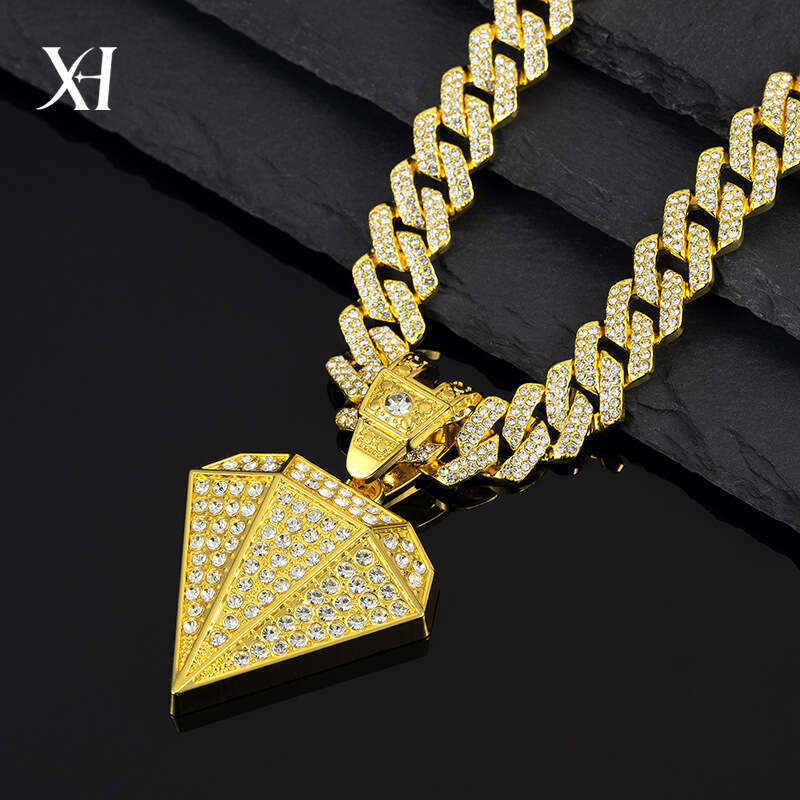 New cross-border European and American hip-hop style large diamond pendant, zinc alloy full-diamond rhombus-shaped Cuban chain, high quality at factor