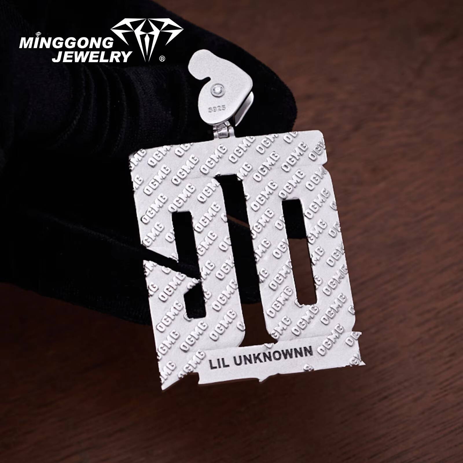 Custom VVS Moissanite Hip Hop Style Letter Pendant for Men Women Chain Jewelry with Pendants Charms