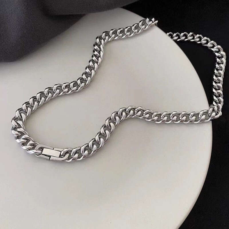 High-quality European American faceted men's bracelet, stainless Cuban chain, polished titanium steel necklace and bracelet